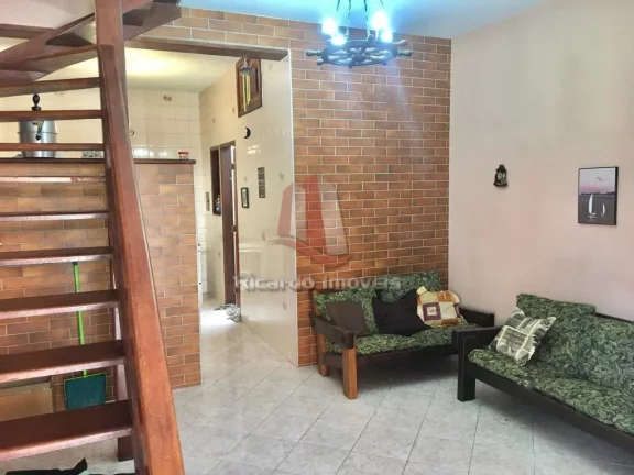 Imagem Casa Duplex Condomínio c/ 2 Quartos