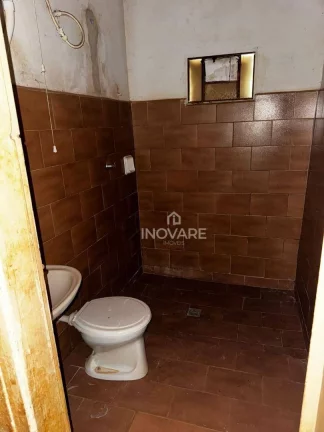 Imagem Casa com 3 dormitórios à venda, 90 m² por R$ 160.000,00 - Jardim Leonora - Itumbiara/GO