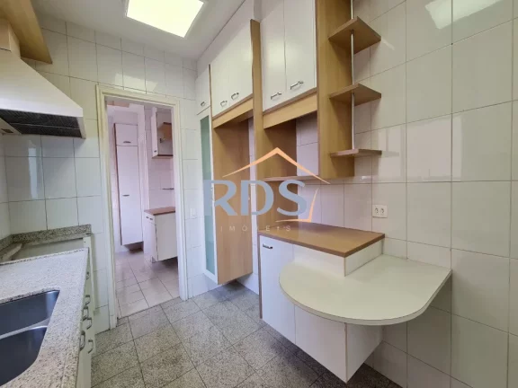Imagem Apartamento de 144m² com 4 dormitórios, excelente localização