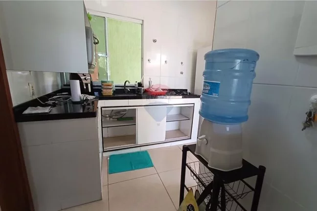 Imagem Casa em condomínio fechado,dois dormitórios e suíte.