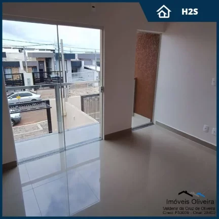 Imagem Sobrado com 3 Quartos, Terreno de 125m² por R$ 410.000,00