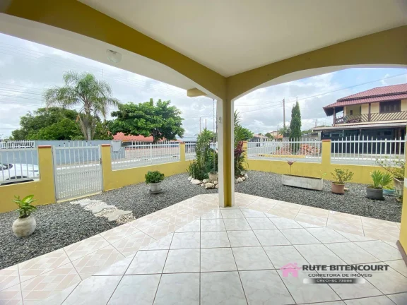 Imagem  Excelente Casa Em Alvenaria - Centro- Balneário Barra do Sul/SC