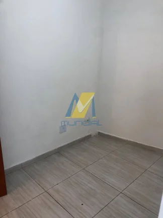 Imagem Sala comercial de 30 m² para locação, com banheiro privativo.