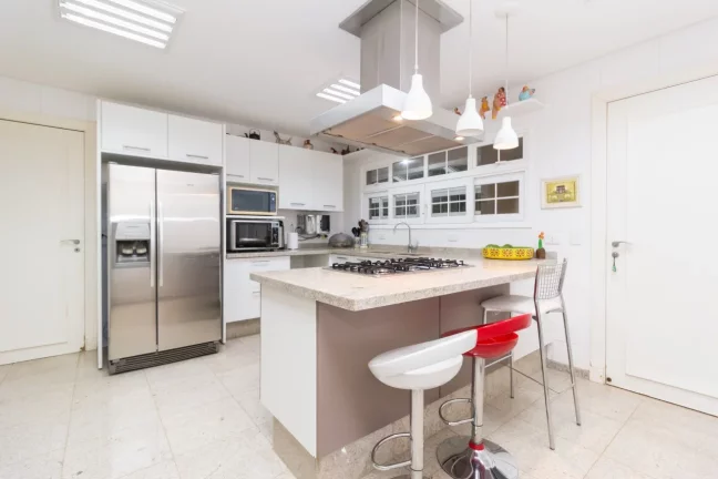 Imagem Casa 5 suites Campo Comprido