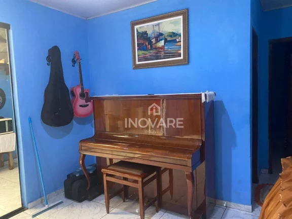 Imagem Casa com 3 dormitórios à venda por R$ 350.000,00 - Setor Buritys - Itumbiara/GO