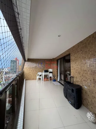 Imagem Imóveis Belém aluga Luxuoso Apartamento no Ed. Urunas Garden