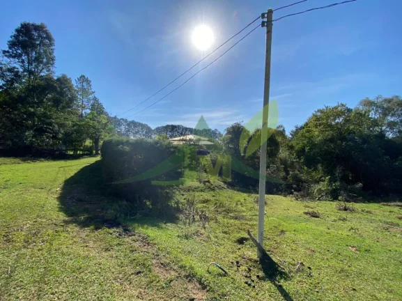 Imagem Lindo Sítio à Venda em Piracaia – 48.400 m² de Tradição e Beleza Natural