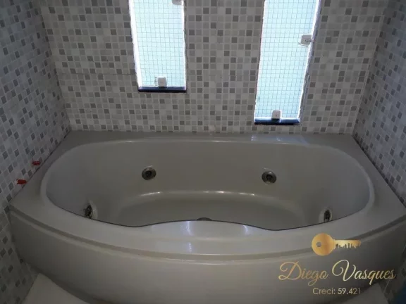 Imagem Casa em Condomínio para Venda em Teresópolis / RJ no bairro Prata