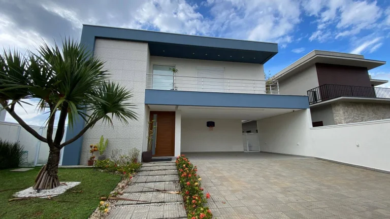 Imagem Casa a venda com 3 Quartos ( Suítes), 6 Vagas. Granja Viana.