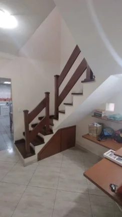 Imagem Sobrado com 4 dormitórios à venda, 195 m² por R$ 650.000,00 - Parque Marajoara - Santo André/SP