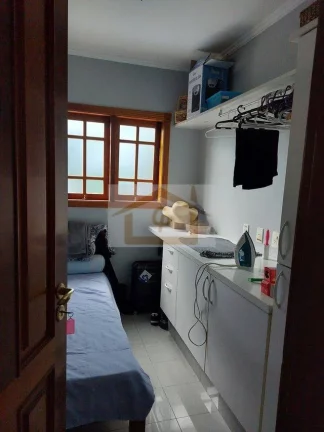 Imagem IMPECÁVEL! AO LADO DO SHOPPING GRANJA VIANA, 3 QUARTOS SENDO UM SUITE, 4 VAGAS