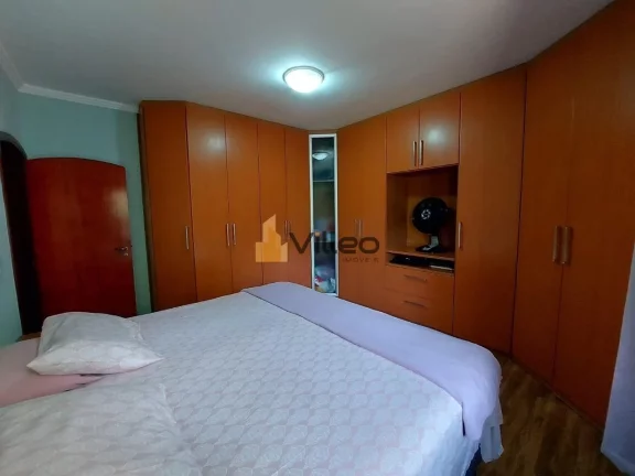 Imagem Apresentamos uma residência que une espaço, conforto e elegância no Wanel Ville II, um dos bairro...