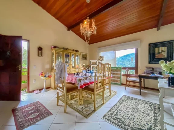 Imagem Casa à venda, 147 m² por R$ 670.000,00 - Albuquerque - Teresópolis/RJ