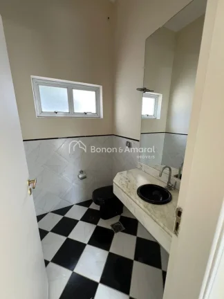 Imagem Casa para locação - Conforto e Espaço em Condomínio

Com 740 m² de terreno e 450 m² de constru...