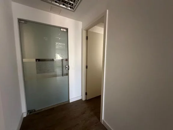 Imagem Sala Comercial para Alugar, 256 m² em Leblon - Rio De Janeiro