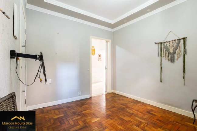 Imagem Apartamento Venda 2 Quartos, Quintal com Sol da Manhã em Perdizes