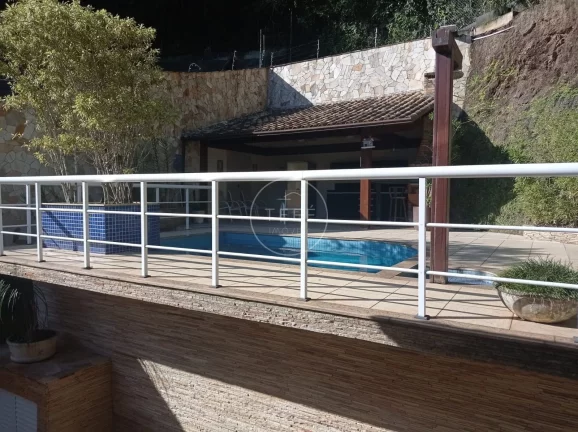 Imagem CASA de 5 DORMITÓRIOS em NITEROI - R$ 1.100.000
