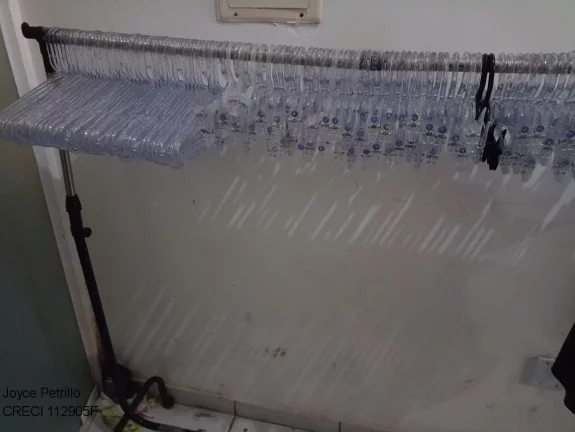 Imagem Loja de Roupas à Venda no Centro de Peruíbe por apenas R$ 60.000