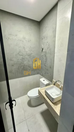 Imagem GH1965

Casa com 3 quartos no Terras Alpha Residencial 2, em terreno com 305m² com 152m² de área ...