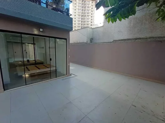Imagem Apartamento com 2 dormitórios e 1 vaga de garagem em Balneário Camboriú/SC
