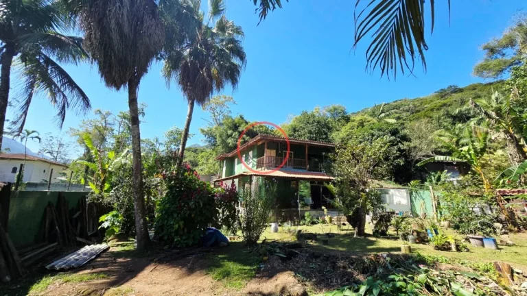 Imagem CASA 5 QUARTOS SENDO 3 SUITES 2 COZINHAS QUINTAL 8 VAGAS 900MTS ESCRITURA DEFINITIVA UM SITIO COM VARIAS FRUTIFERAS
