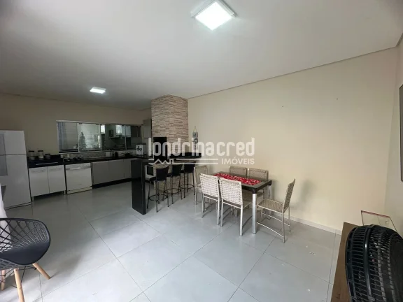 Imagem Linda Casa no Condomínio Bella Vittá: 2 Quartos, Suíte, Área Gourmet e 4 Vagas na Zona Leste de Londrina - O Lar Perfeito para Sua Família!