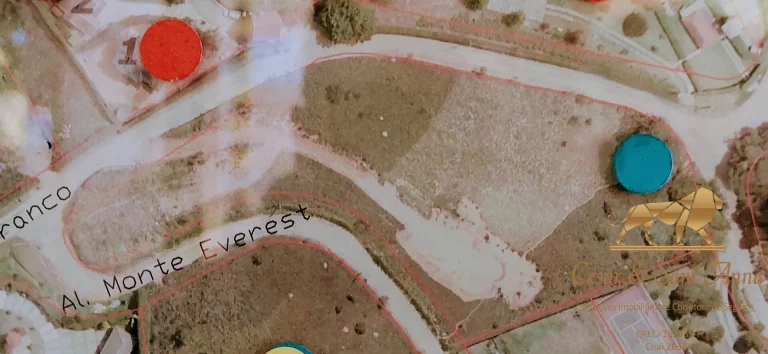 Imagem Belíssimo lote com 8.940m² no Condomínio Pedra do Fogo -Campos do Jordão/SP