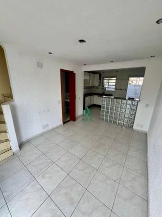 Imagem Sobrado com 2 dormitórios à venda, 56 m² por R$ 350.000,00 - Vila Nova Bonsucesso - Guarulhos/SP