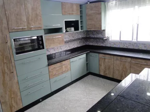 Imagem Sobrado com 3 dormitórios para alugar, 273 m² por R$ 2.930,00/mês - Cidade São Jorge - Santo André/SP