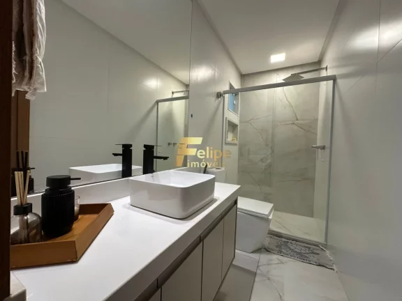 Imagem Casa Duplex c/ acabamento premium no bairro Itapebussu c/ todos os moveis fixos.