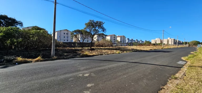 Imagem Terreno residencial para venda em Chácaras São Paulo, 195m2