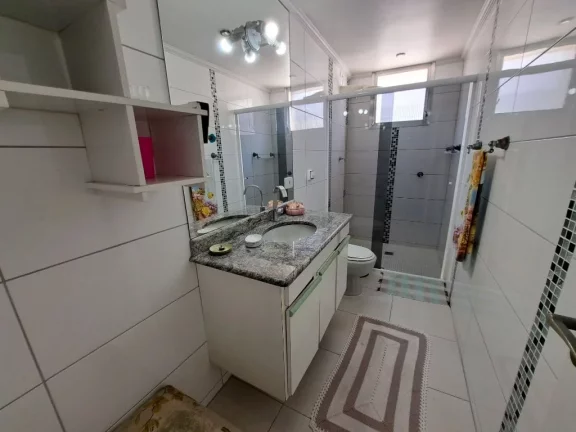 Imagem APARTAMENTO AMPLO COM 3 DORMITÓRIOS, 50 METROS DA PRAIA, COM VISTA PARA O MAR