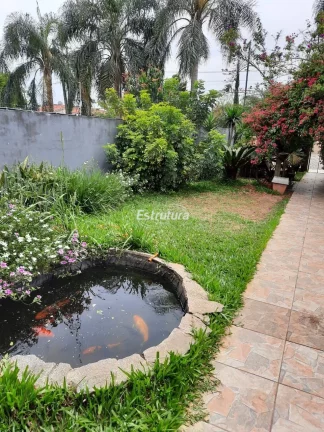 Imagem Linda casa, com jardim e lago artificial