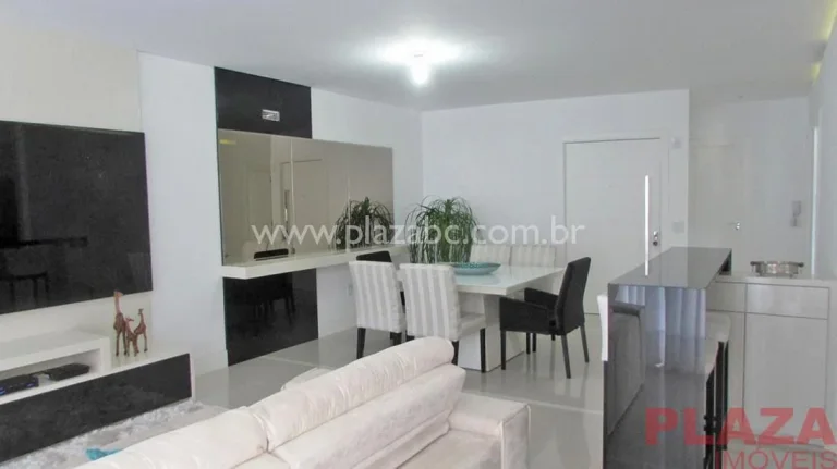 Imagem Vista parcial do Mar - Com pele de vidro na sala, área de lazer completa