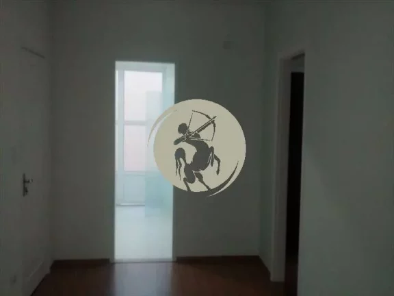 Imagem TÉRREO, REFORMADO COM GARAGEM