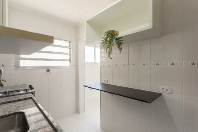 Imagem Apartamento 61M², 2Q, 1 Banheiro, 1 Vaga, Portaria 24h, Armários.
