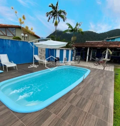 Descubra o seu refúgio ideal, combinando conforto, segurança e localização privilegiada. Situada...