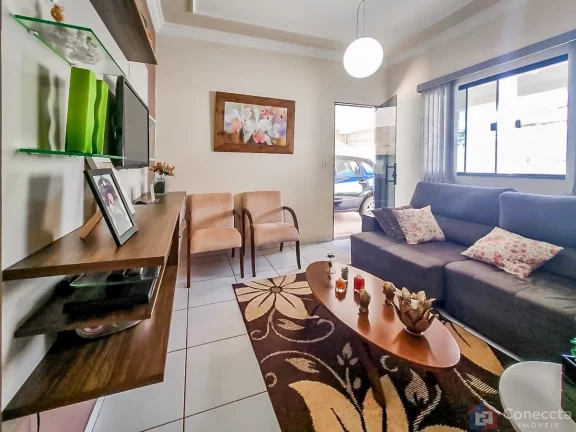 Imagem Casa à Venda no Jardim Panorâmico – Conforto, Segurança e Localização Privilegiada em Patos de Minas!