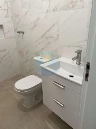 Imagem Casa em Condomínio a Venda no bairro Caucaia do Alto - Cotia, SP
