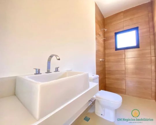 Imagem Casa nova térrea com 3 suítes quintal com piscina em condomínio