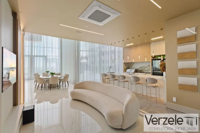 Imagem Frente ao Mar para Venda em Balneário Camboriú / SC no bairro Centro