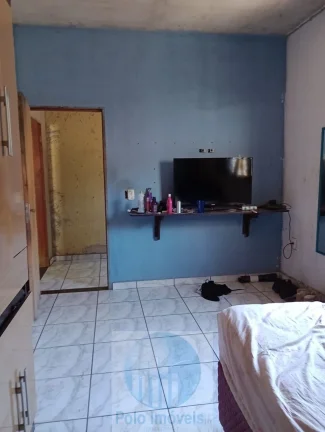 Imagem Casa térrea a venda R$ 270.000, bairro Presidente Dutra com 2 quartos sendo 1 suíte, 3 vagas de garagem em Ribeirão Preto - SP