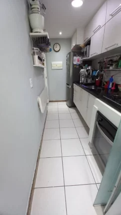 Imagem Apartamento com 2 Quartos à Venda, 68 m² em Camorim - Rio De Janeiro