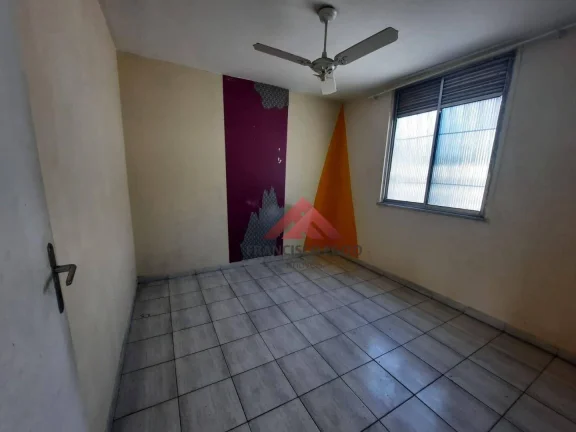 Imagem Apartamento com 3 dormitórios à venda, 64 m² por R$ 200.000,00 - Barreto - Niterói/RJ