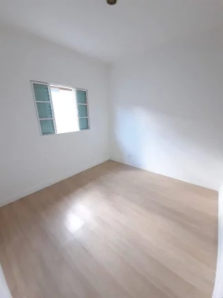 Imagem Sobrado com 2 dormitórios à venda, 48 m² por R$ 220.000,00 - Vila João Ramalho - Santo André/SP