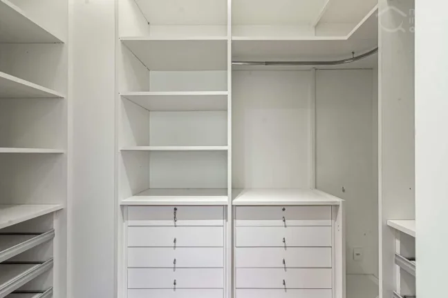 Imagem Apartamento com 199,65m2, 2 suítes e 3 vagas com depósito à venda no Itaim Bibi, São Paulo
