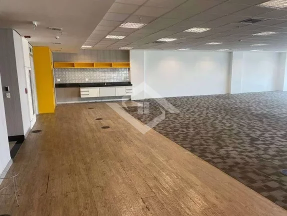 Imagem Andar Corporativo com 919m², 5 Vagas e Vista Baía – Localização Estratégica