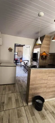 Imagem Sobrado com 5 quartos sendo 3 Suítes e com piscina para venda em Barra Velha - SC