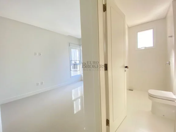 Imagem Apartamento com 4 suítes à venda na Barra Sul de Balneário Camboriú/SC