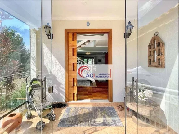 Imagem Casa com 3 Quartos à Venda, 357 m² em Chácara Das Paineiras - Carapicuíba Imagem Casa com 3 Quartos à Venda, 357 m² em Chácara Das Paineiras - Carapicuíba